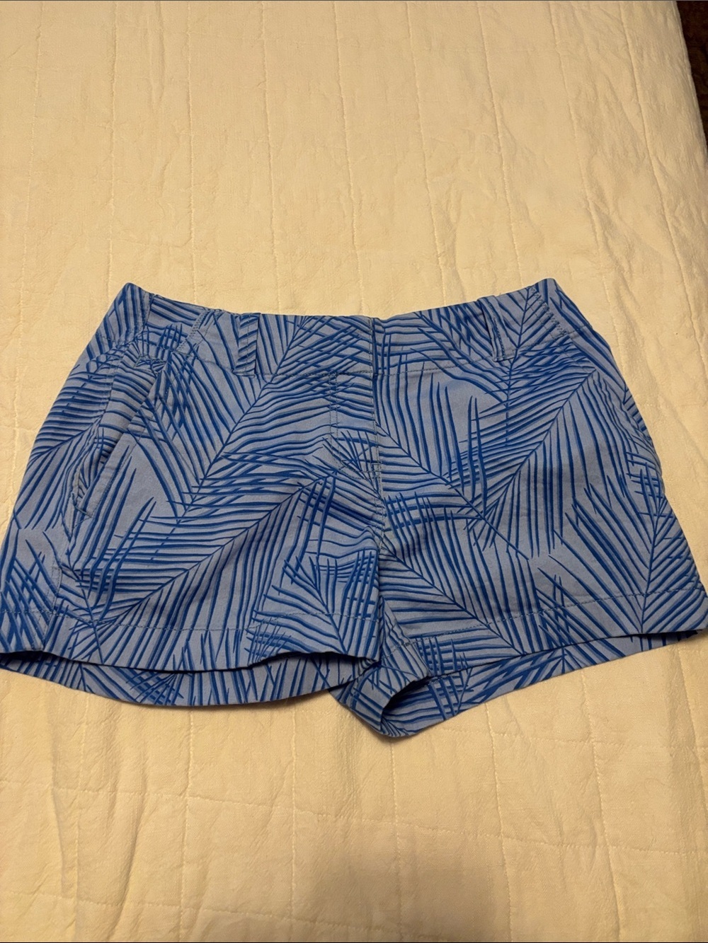 Vineyard Vines Blue Palm-Leaf Athletic Shorts